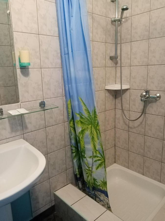 Gamma Hotel Līvāni Εξωτερικό φωτογραφία