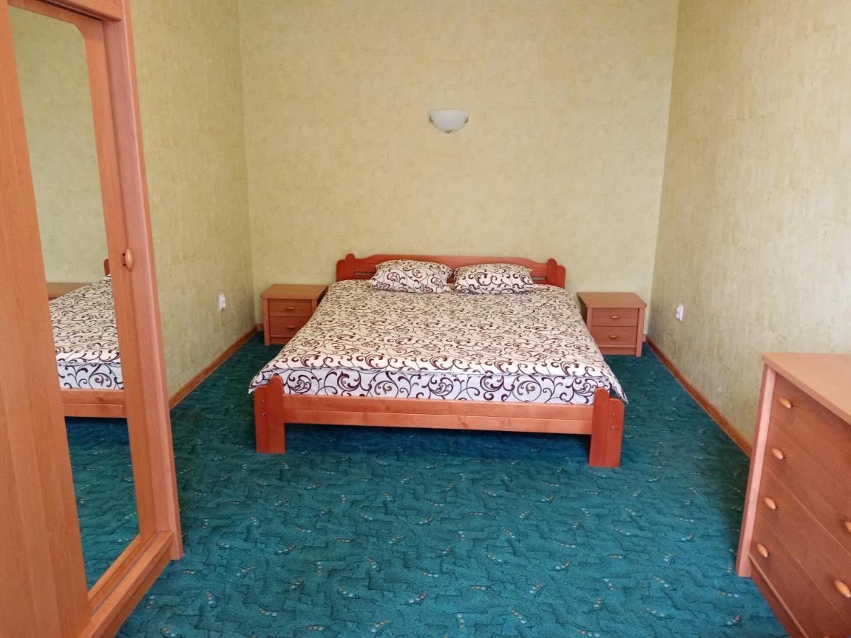 Gamma Hotel Līvāni Εξωτερικό φωτογραφία